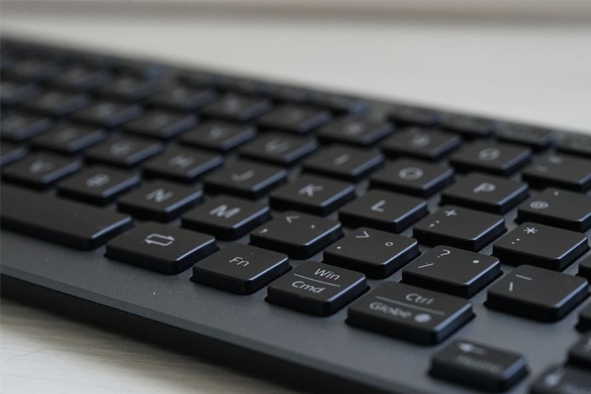 富士通 WEB MART | FMV Comfort Keyboard KB800 FMV-KB800T