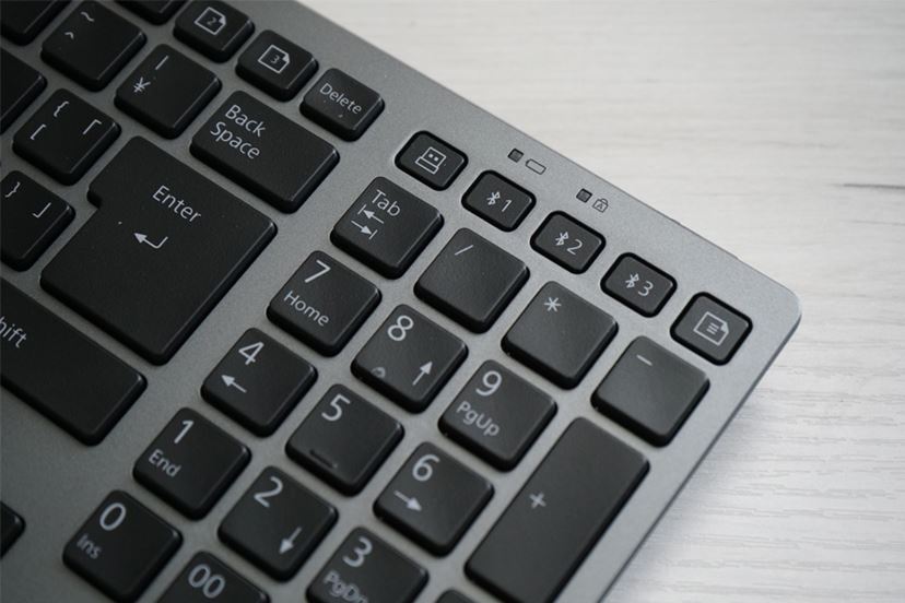 富士通「FMV-KB800T」の人気の理由は日本人のニーズを満たす作り