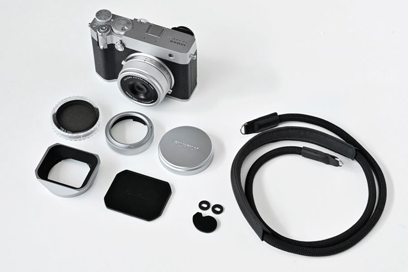 【新同品】GFX100RF 付属品多数 富士フイルム「GFX100RF」速攻レビュー！ レンズ一体型の1億画素