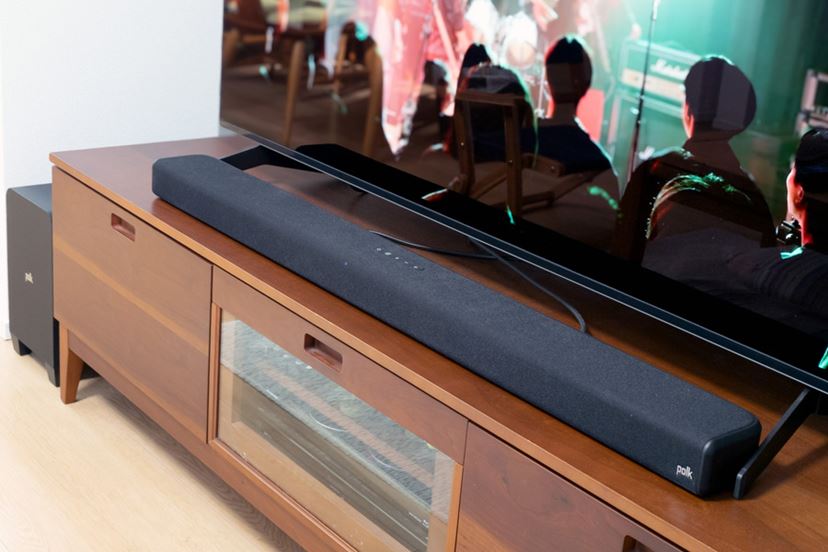 信頼も厚い 5万円以下のAtmos対応サウンドバーを1か月使い倒して“ガチ”で テレビ