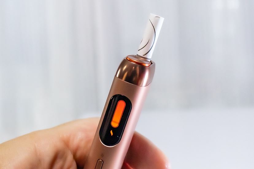 最新作「グロー・ヒーロ」専用タバコスティック「ヴァルト」全8