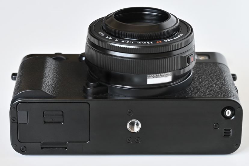 富士フイルム「X-E5」レビュー！ 待望のボディ内手ブレ補正をついに