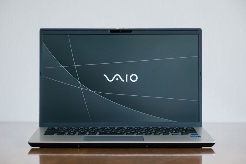 VAIOの“定番”「VAIO F14」は普段使いに最適！ - 価格.comマガジン