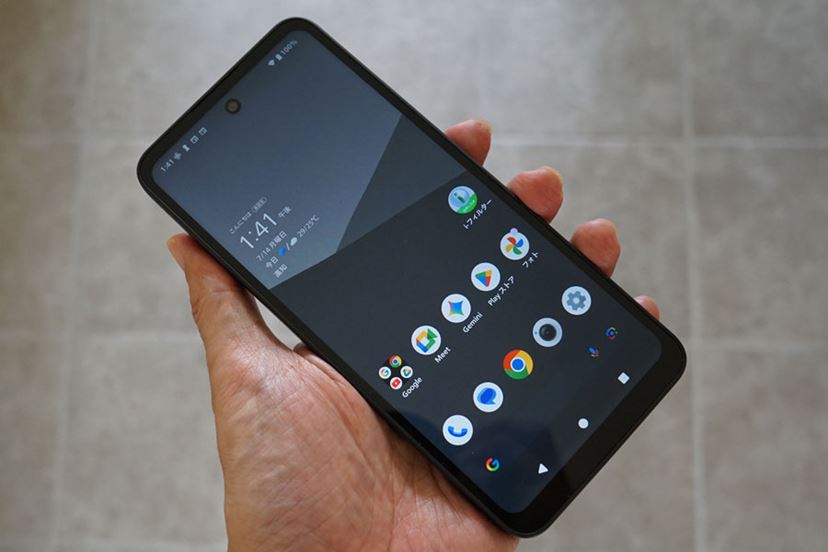 安価なタフネス！ AIも使えるお手軽スマホ「AQUOS wish5