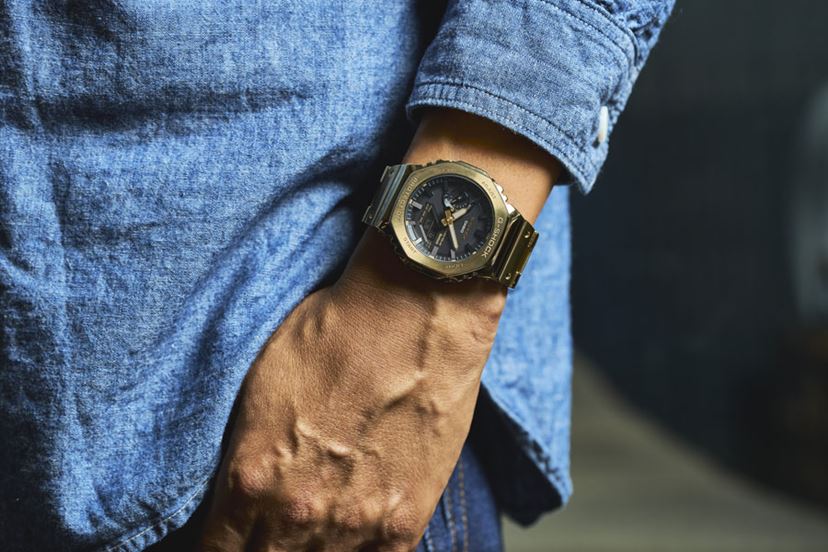注目度が急上昇！ “黒金G-SHOCK”が夏に最適な理由を3モデルから探って