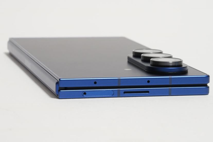 折りたたみなのに軽くて薄い！ 「Galaxy Z Fold7」実機レビュー - 価格