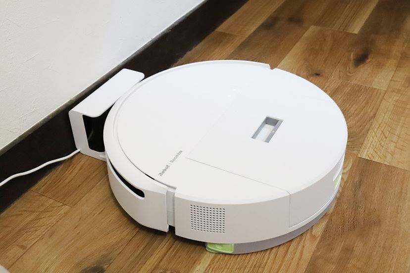 安い新ルンバ」ならこれ！ ゴミ捨て回数少なめ＆省スペースの
