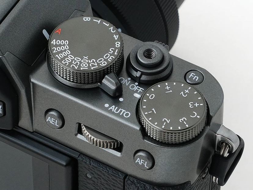 富士フイルム「X-T30 III」最速レビュー！ 写真を撮る楽しさを味わえる