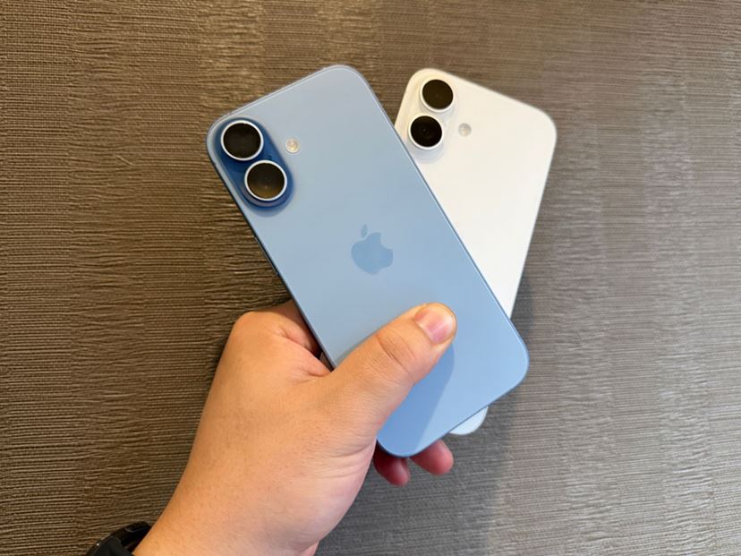 最新「iPhone 17」か、値下げの「iPhone 16」か？ 今買うならどっち 