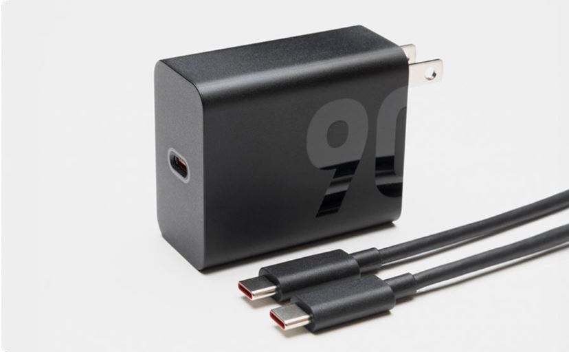 PR]わずか35分の急速充電！ タフネス＆AIスマホ「arrows Alpha」は期待