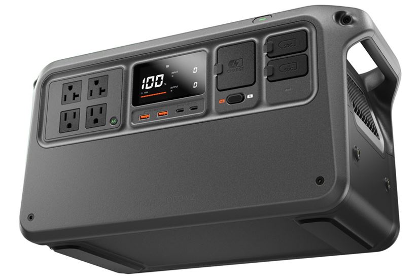 PR]フル充電1時間切り！ スマホを57回充電できる大容量ポータブル電源