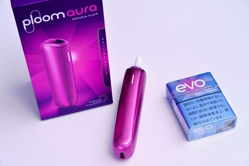 華があるピンク」の「プルーム・オーラ」登場！ 限定カラー第5弾を