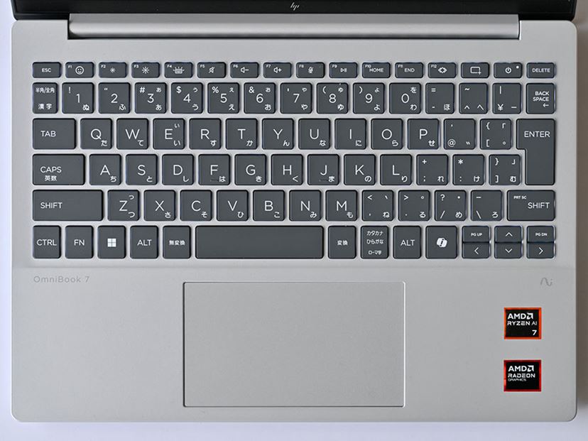 HPの人気モバイルPC「OmniBook 7 Aero 13」徹底レビュー！ 1kgの軽量