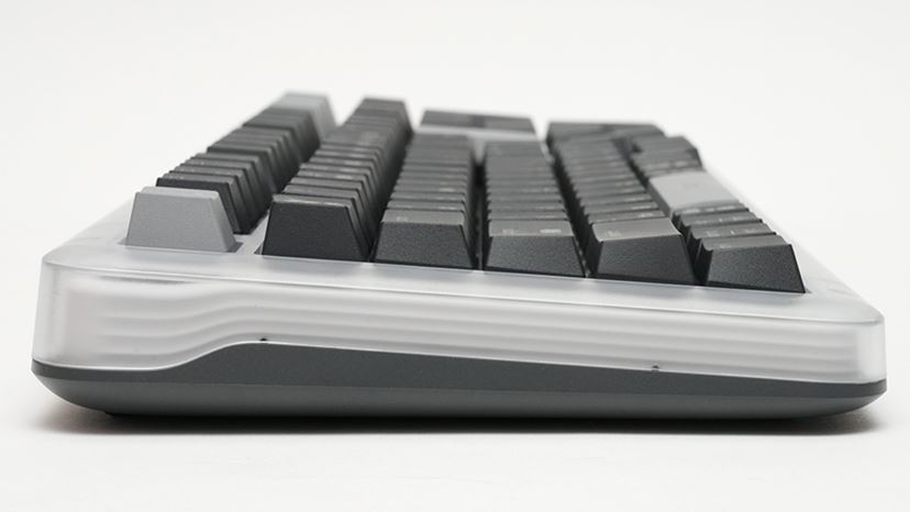 ロジクール随一の心地よさ！ ガスケット構造を備えた「Alto Keys K98M