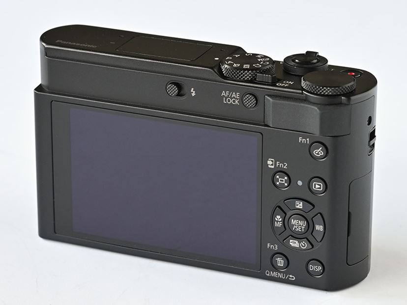 パナソニック「LUMIX TX3」実写レビュー！ 1インチセンサー×光学15倍