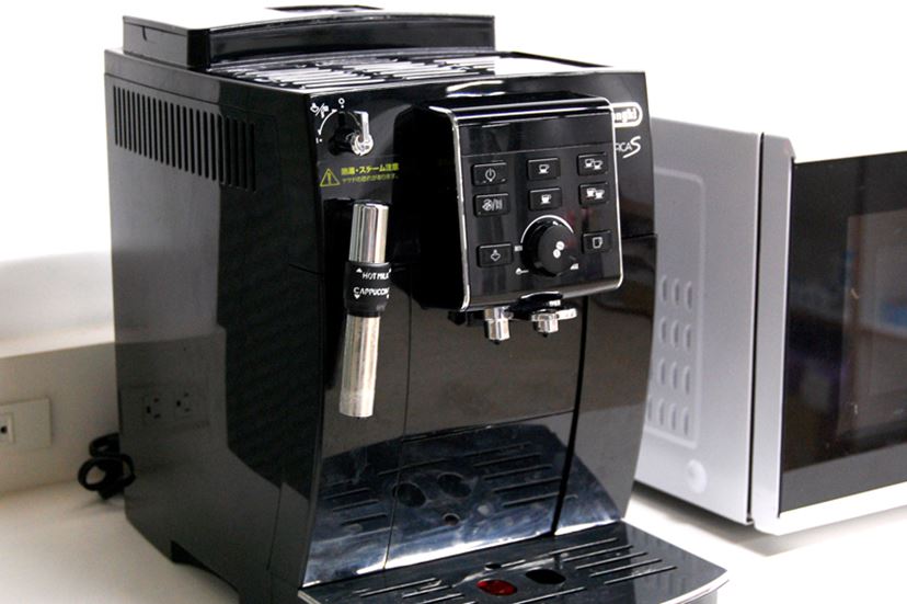 DeLonghi ECAM23120B コーヒーメーカー