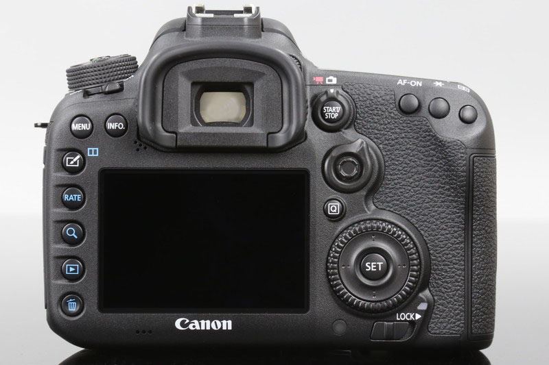 キヤノン「EOS 7D Mark II」 ― 話題のハイスペックAPS-C機に弱点