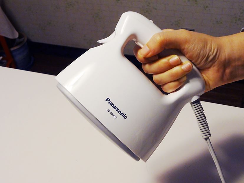 なぜ人気？ パナソニックの衣類スチーマー「NI-FS300」検証！ - 価格