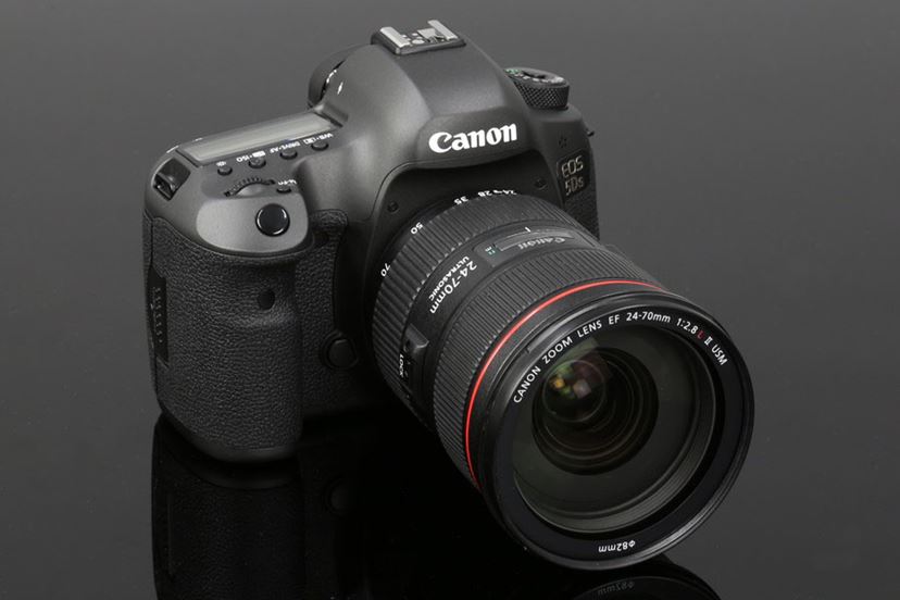 お買い得❗ Canon5Ds 鳴ら 5060万画素!! Wi-Fiですぐ送れる！