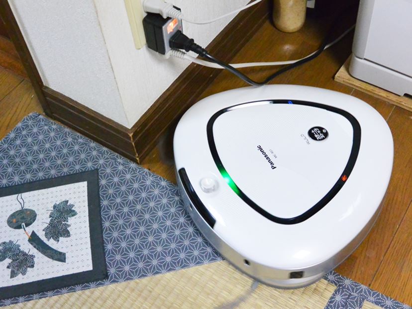 隅に強い！ パナソニック初のロボット掃除機「ルーロ」が予想以上に