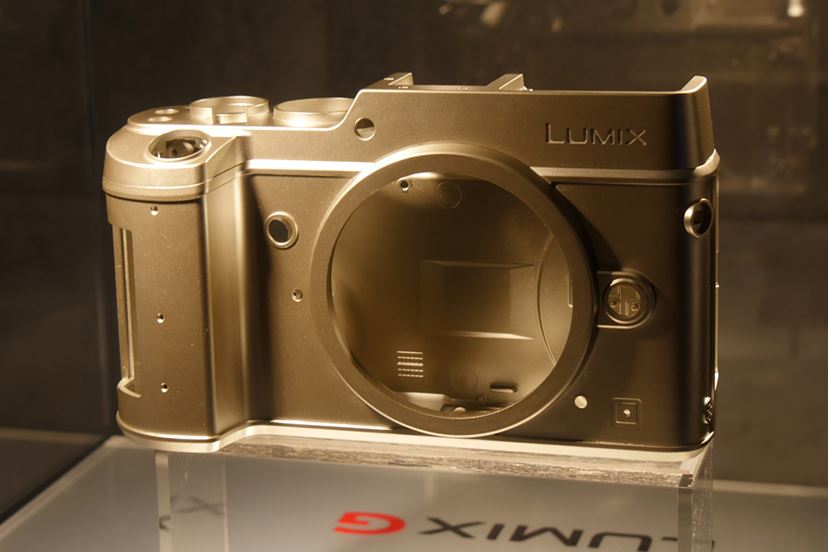 【後払い手数料無料】 LUMIX ボディ＋レンズでの6コントロール手ブレ補正を GX8登場！ デジタルカメラ