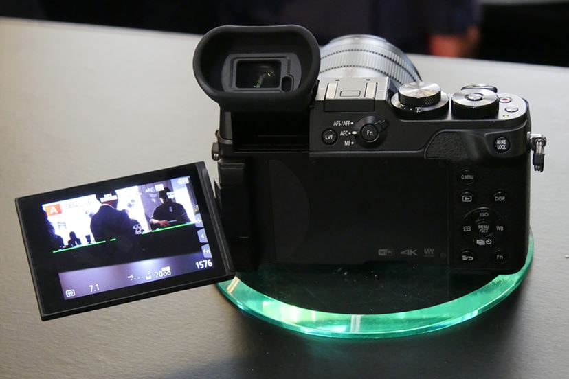 LUMIX GX8登場！ ボディ＋レンズでの6コントロール手ブレ補正を実現