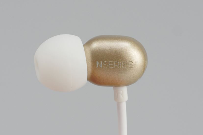 AKGの新しいカナル型イヤホン「N20」レビュー! スマホ向け AKGの新しいカナル型イヤホン「N20」レビュー! スマホ向け