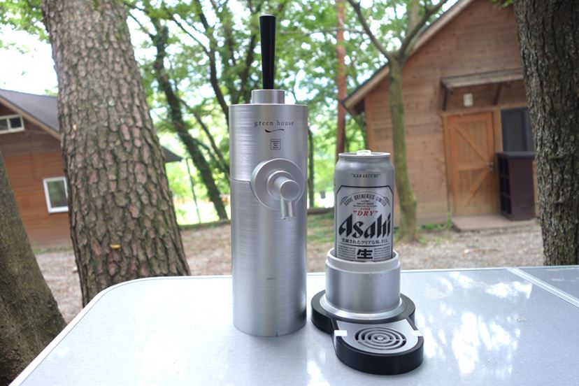 ビールサーバーです。自宅でも簡単、缶ビールセッティングで美味しい
