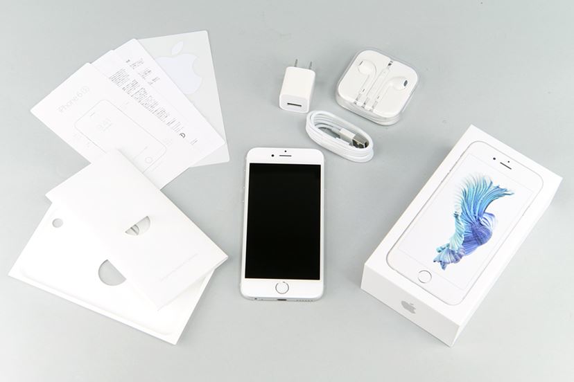 iPhone - iPhone6s plus 16GB  付属品全て付いています！ 変わってないけど変わってる！ iPhone 6s/6s Plusを写真で