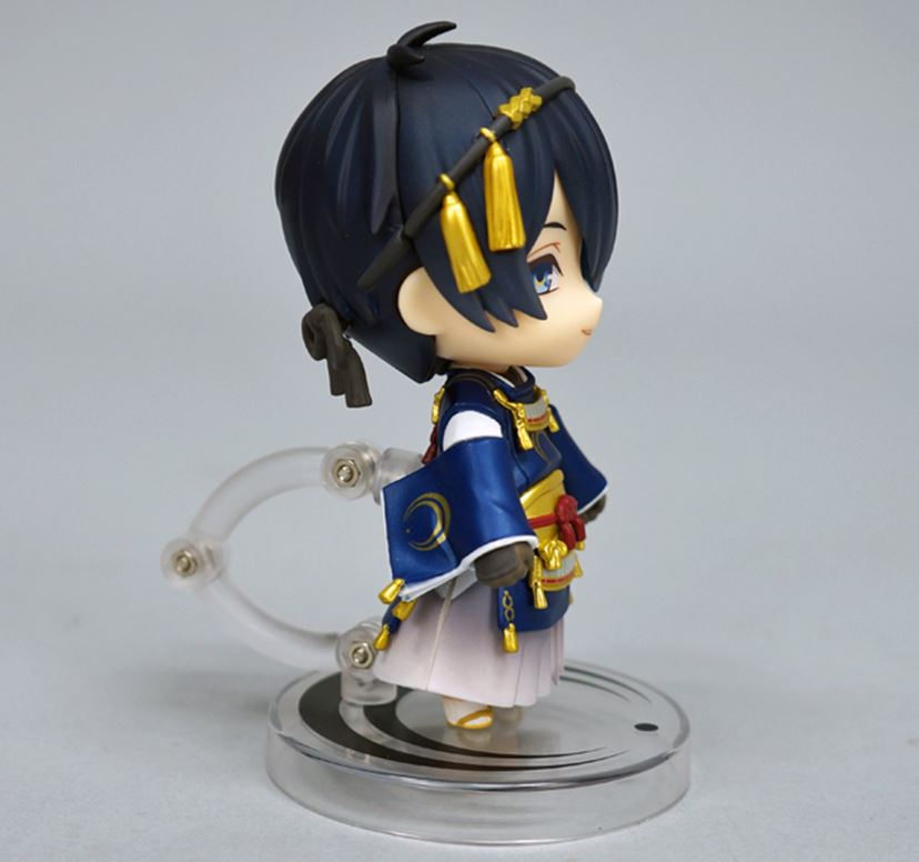 アニメーションも作っちゃった 刀剣乱舞 ねんどろいど 三日月宗近に夢中 価格 Comマガジン