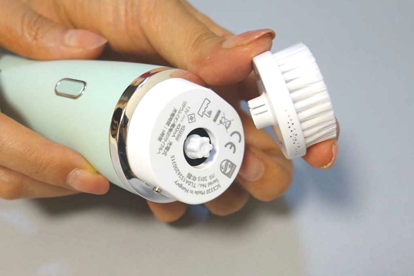 検証！ マッサージもできる電動洗顔ブラシ「ビザピュア アドバンス