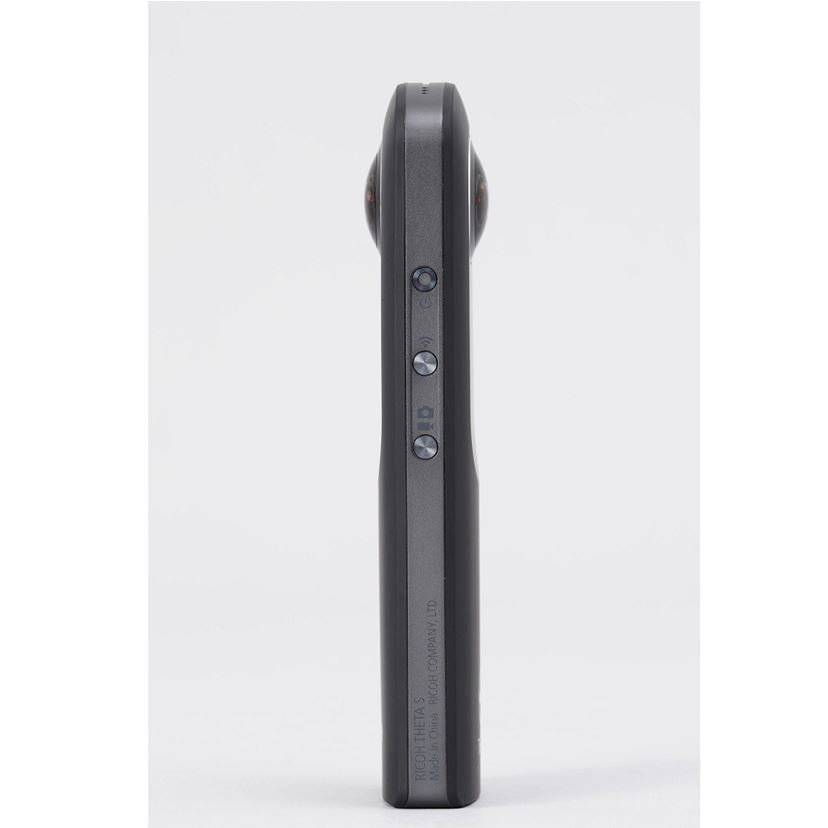 コンパクトデジタルカメラ RICOH - RICOH THETA S BLACK ワンショットで360度の高画質な撮影ができる「RICOH THETA S」新