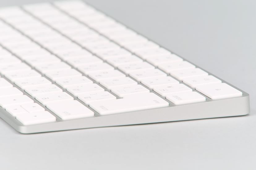 iMac21.5 Retina4K(2015年式)トラックパッド＆キーボード付き ついに4K