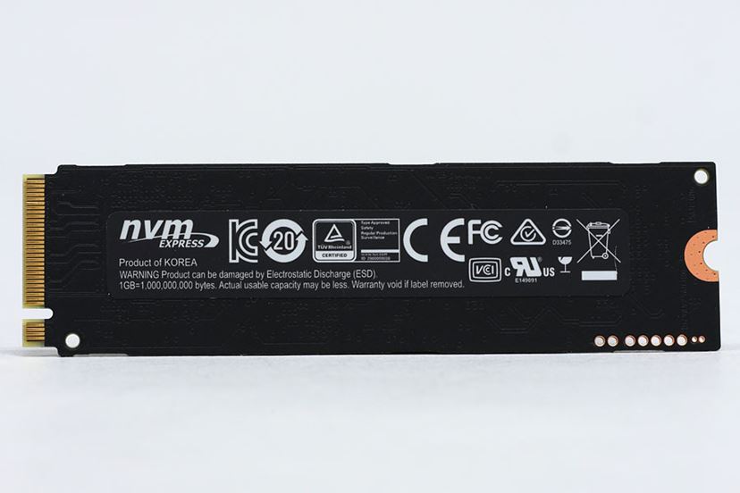 リード毎秒2GB！ サムスンのNVMe対応PCIe SSD「950 PRO」レビュー