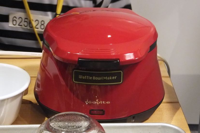 ワッフルボウルメーカー」ってなに!? “食べられる器”を食べてきた