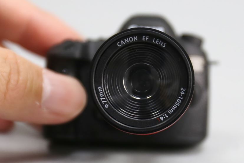 EOS 5Ds」ミニチュアカメラUSBメモリーをゲットしました!再現度 EOS 5Ds」ミニチュアカメラUSBメモリーをゲットしました!再現度
