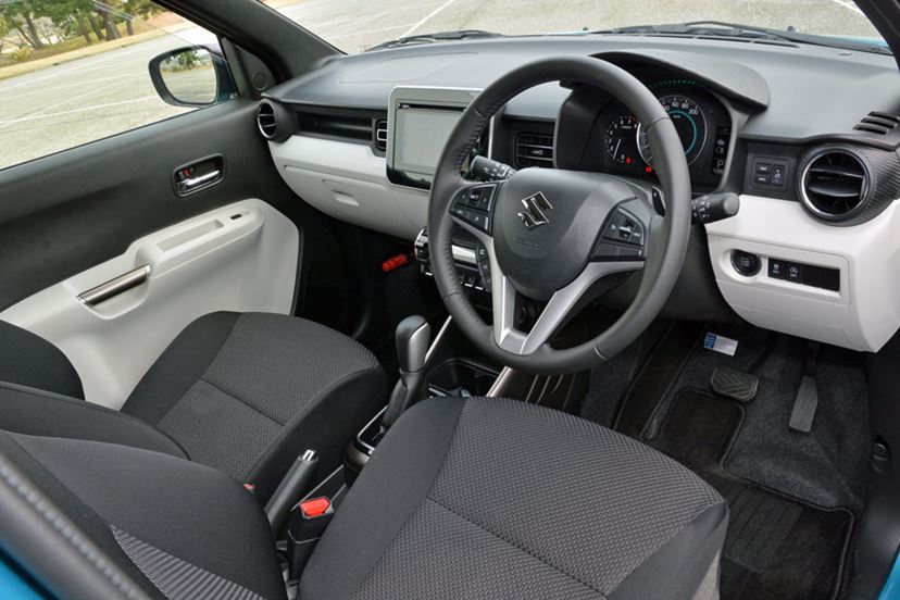 コンパクトクロスオーバーの注目モデル！ スズキ「イグニス」試乗