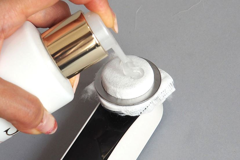 エステで話題のケアが家でまとめてできる「プラチナホワイト RF」を