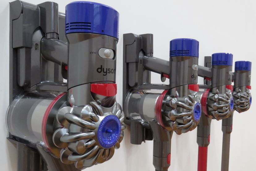 最長40分！ ダイソン新コードレスクリーナー「V8」は静かなのに長時間