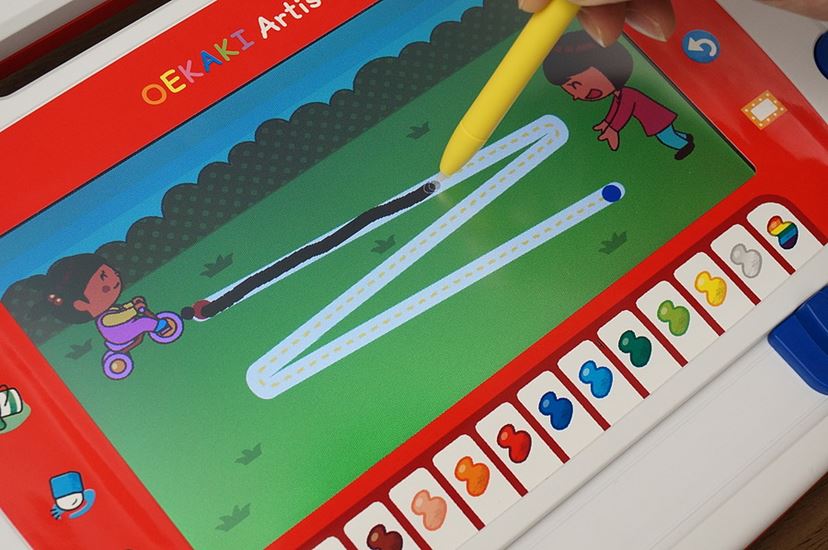 描いた絵が自由に動き出す！ パラパラマンガも作れる「おえかき