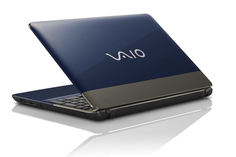 個性的だが部屋にはなじみそう！ ツートンカラーの「VAIO C15」登場