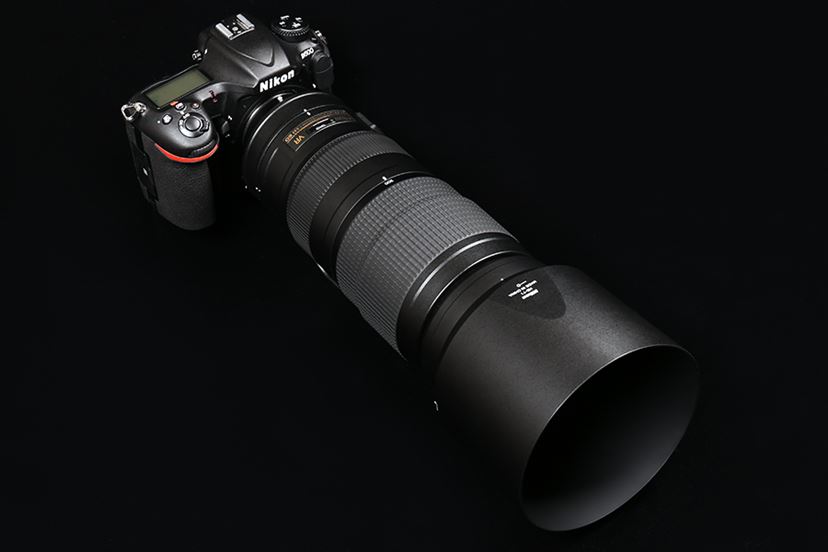 ニコン「D500」ユーザー必携の1本！ 人気の超望遠ズームレンズ