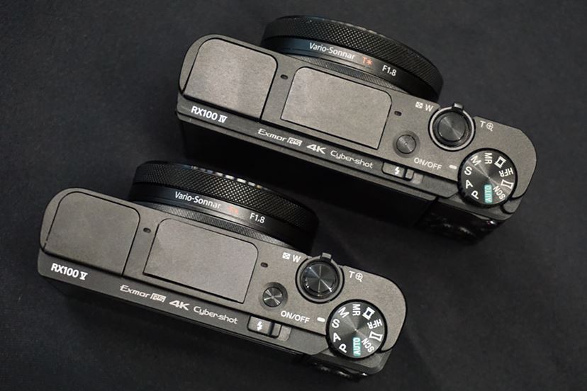 Sony RX100v コンパクトデジタルカメラ　高級コンデジ　おまけ付き 世界最速の高速AFと高速連写を実現！ ソニーから新型の1インチ