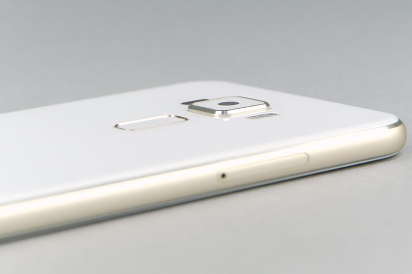 気になるのは価格だけ!? SIMフリースマホの大本命「ZenFone 3」を試す