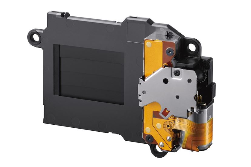 5軸手ブレ補正を搭載！ ソニーの新型APS-Cミラーレス「α6500」進化点