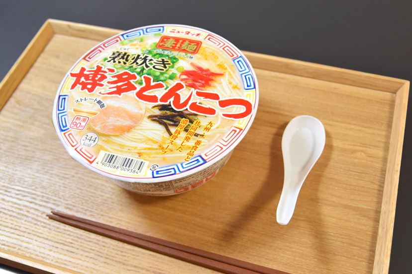 博多の屋台ラーメンは、ちかっぱうまか～！ 本場の味を、カップ麺で味わってみた - 価格.comマガジン