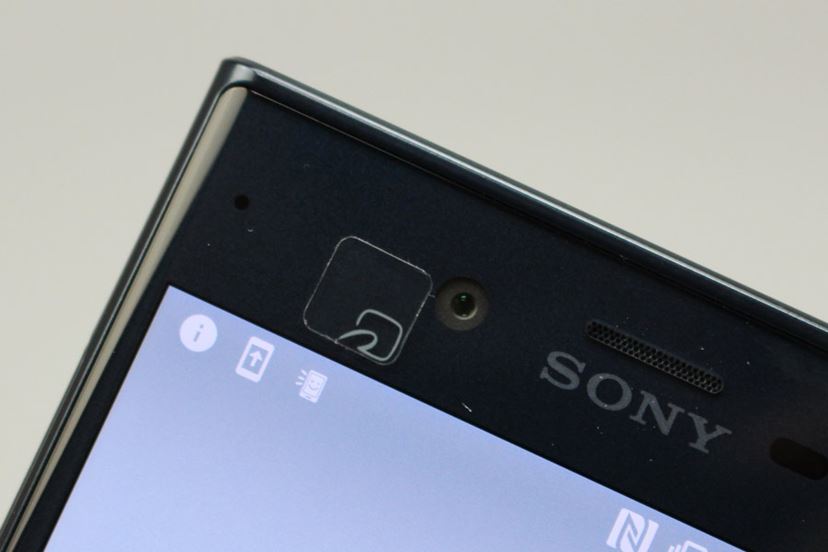 発売当日！「Xperia XZ SO-01J」ファーストインプレッション - 価格
