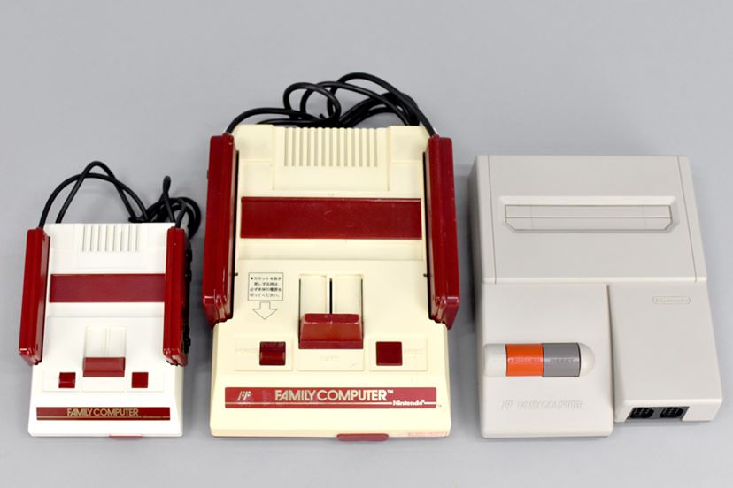 ファミっ子“再集合”！ 任天堂「ミニファミコン」は、歴代ファミコンと