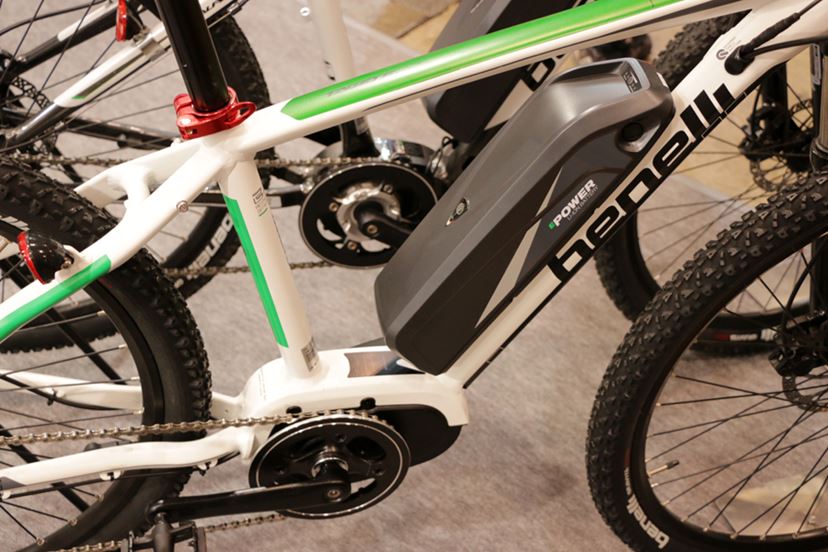 サイクルモード後追いレポ】電動アシスト自転車のイメージを打ち砕くモデルが目白押し！ - 価格.comマガジン