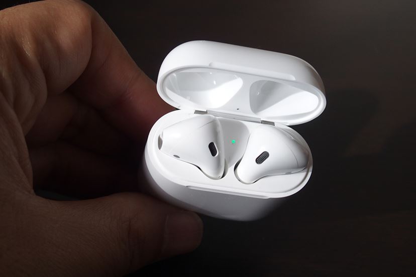 イヤホン iPhone 7plus+airpods2 Apple AirPods with Charging Case 第2世代 MV7N2J/A 価格比較 - 価格.com